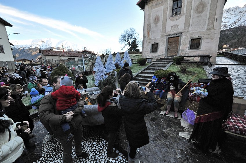 028 La Befana in Grimoldo a Oltre il Colle.JPG